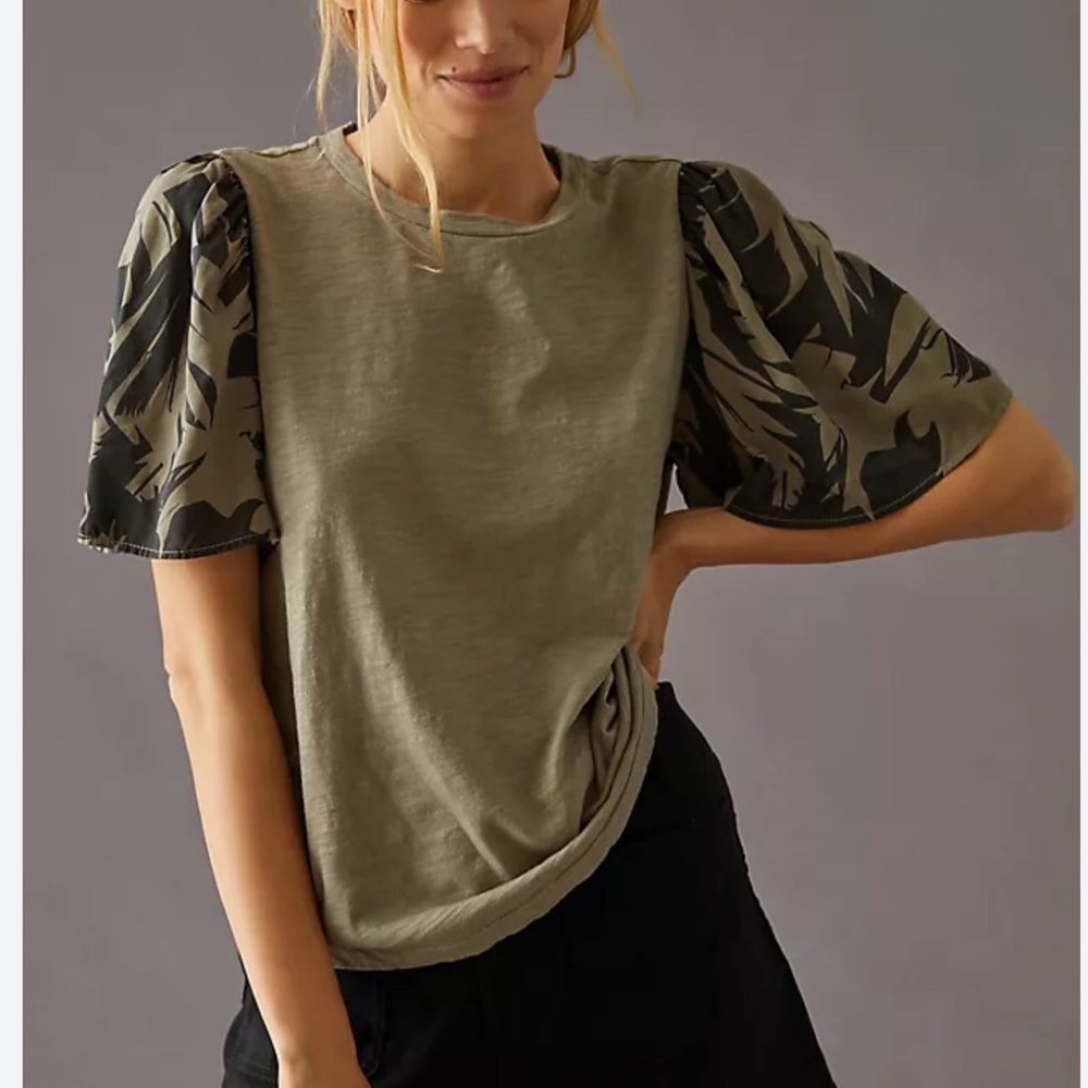 T.la Woven Flutter Sleeve Tee